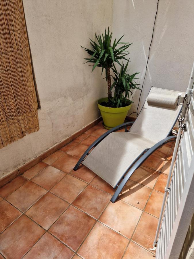 Appartement 2 pièces dans le centre avec petite terrasse 3*** à Marseille Extérieur photo
